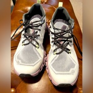 On Cloud X Swift Shoes Size 7 NEW!!